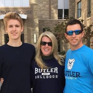 Meet your Posher, Alisa